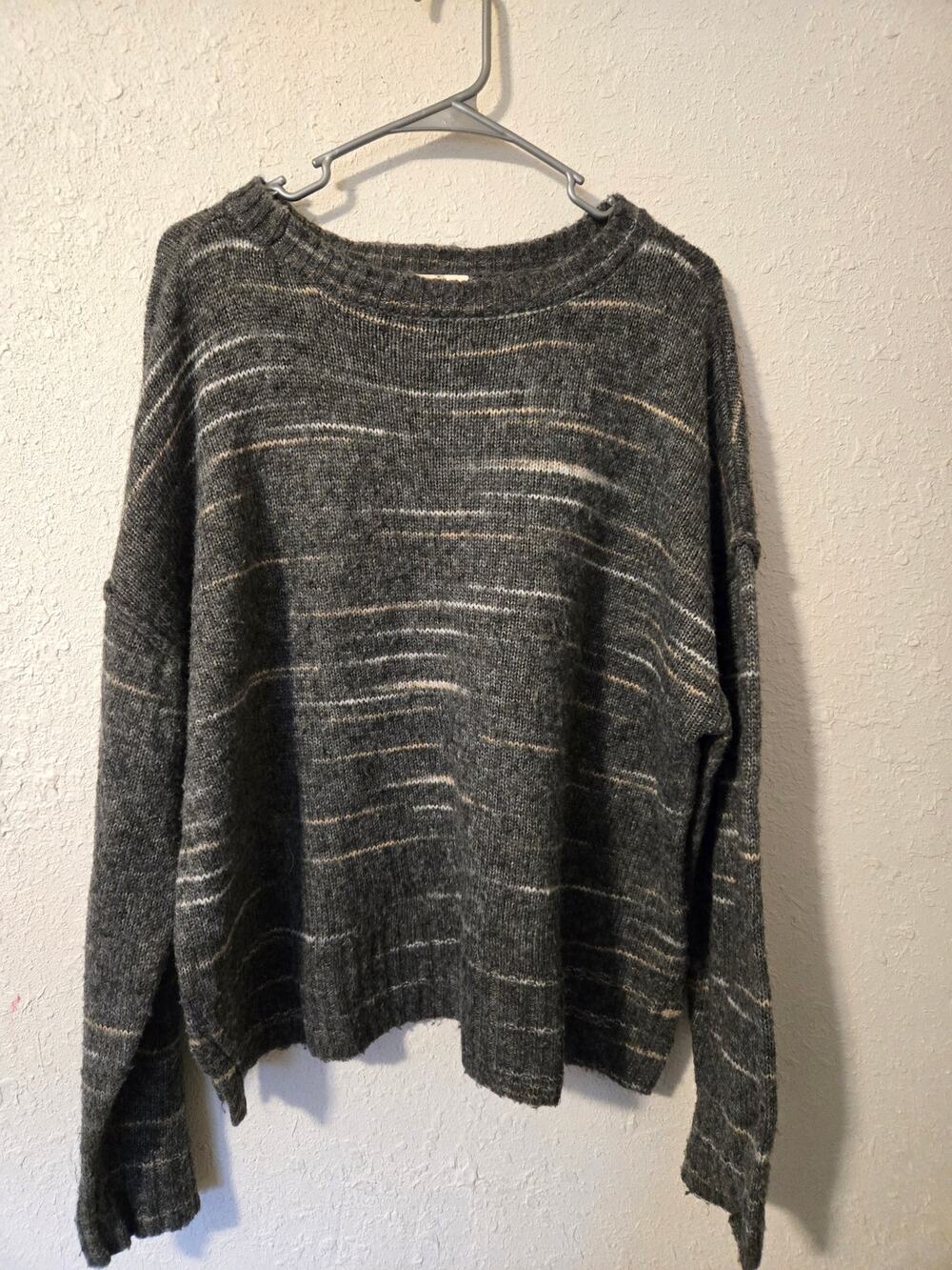 ANA gray stripe over sized sweater